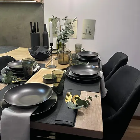 Evergreen 65 Apartment *