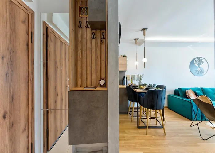 アパート Evergreen 65 ズラティボール