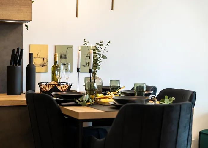 Evergreen 65 アパート