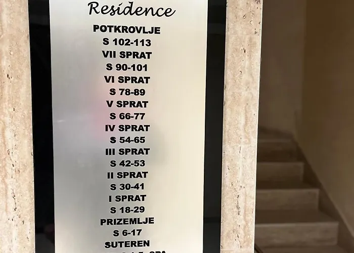 Evergreen 65 アパート *